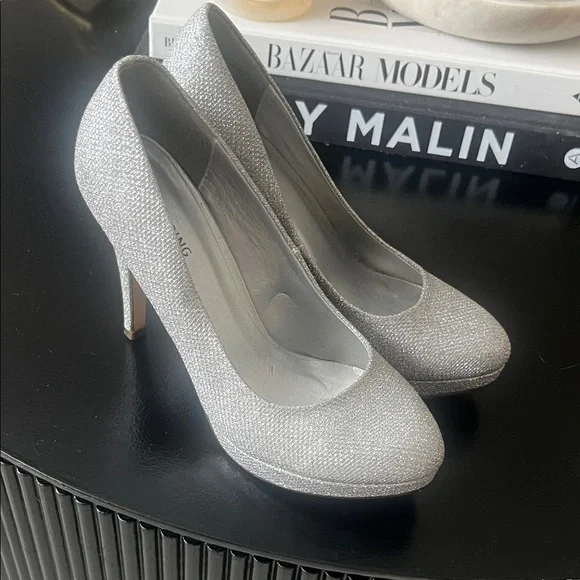 Call It Spring Silver Heels - Picture 1 of 3